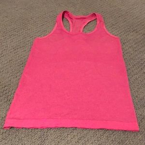 Lululemon tank
